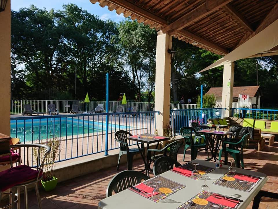 Camping Du Lion Bourg-Saint-Andeol Exterior photo
