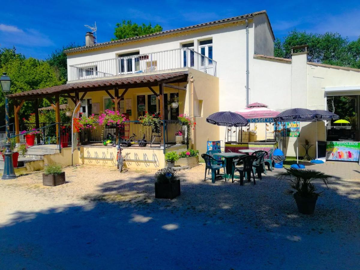 Camping Du Lion Bourg-Saint-Andeol Exterior photo