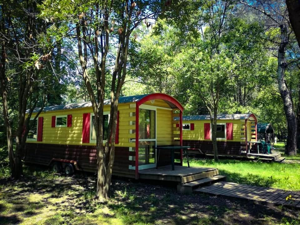 Camping Du Lion Bourg-Saint-Andeol Exterior photo